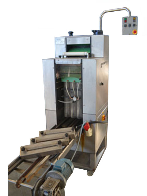 TAGLIERINA AUTOMATICA E NIDITRICE